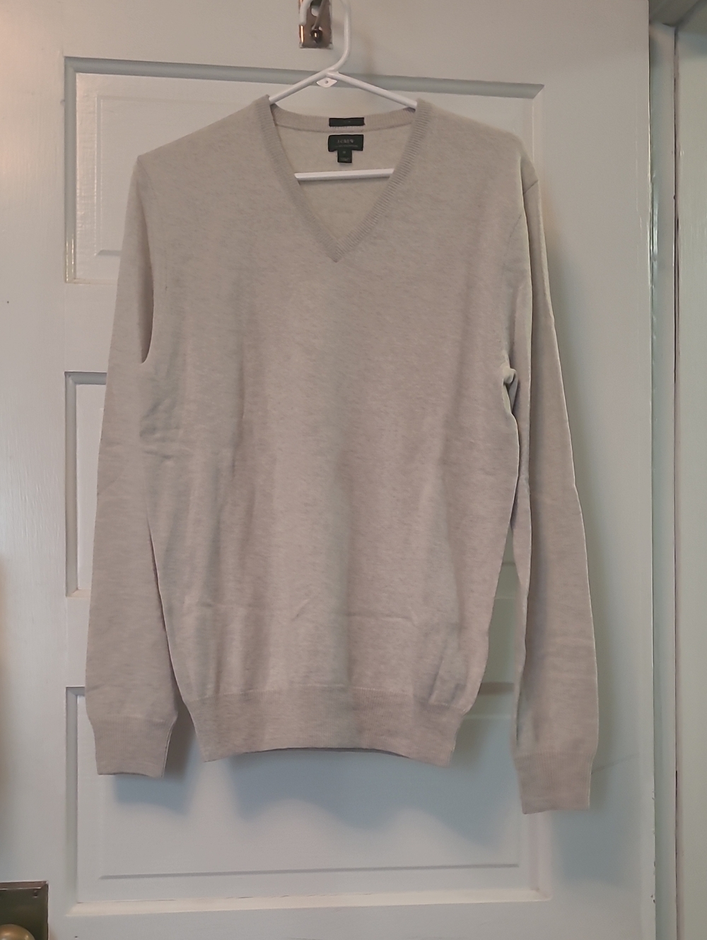 J.crew Men's V-Neck Cashmere Sweater in Heather Light Gray